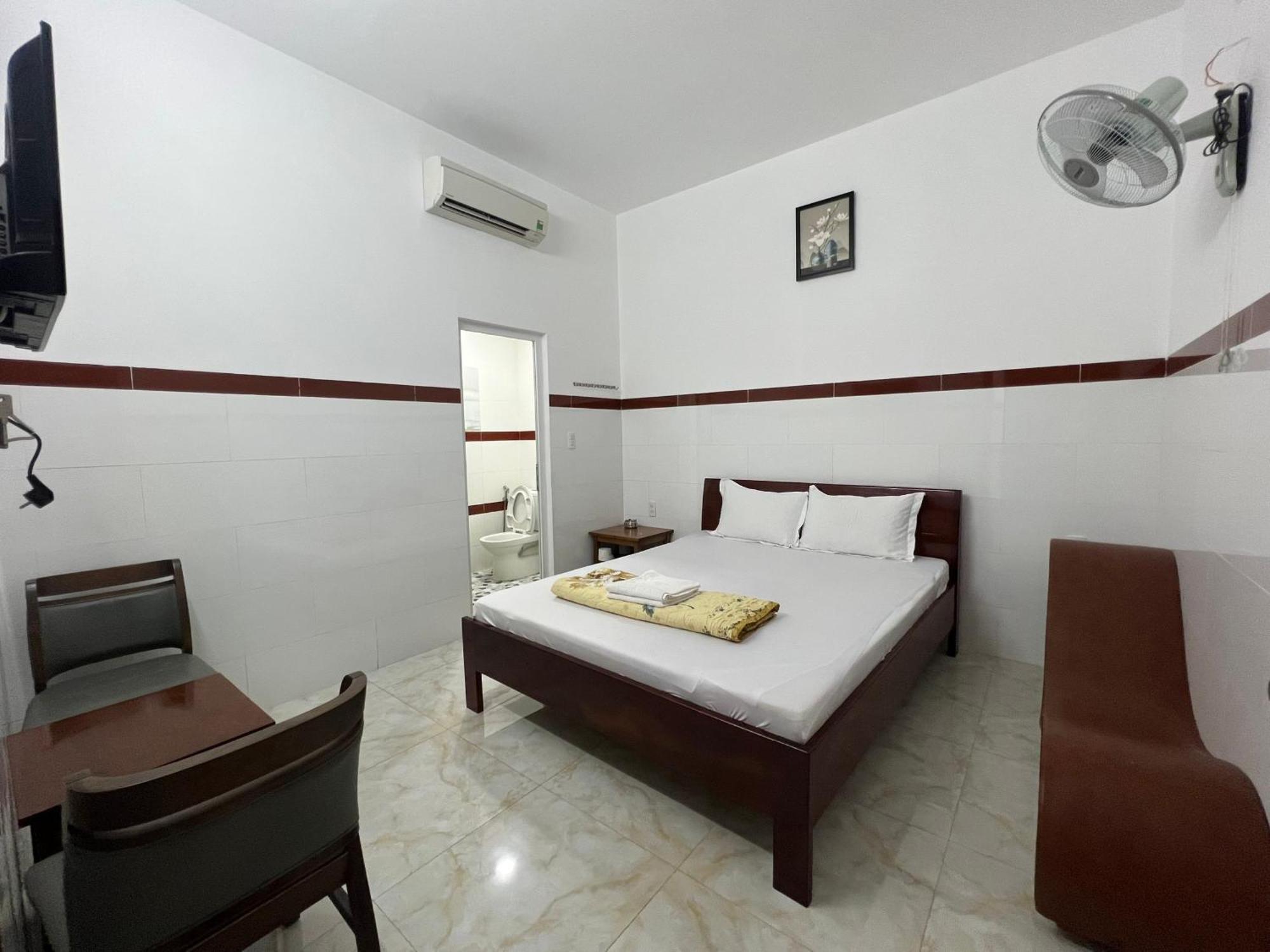 Hoang Minh 846 Hostel 头顿 外观 照片