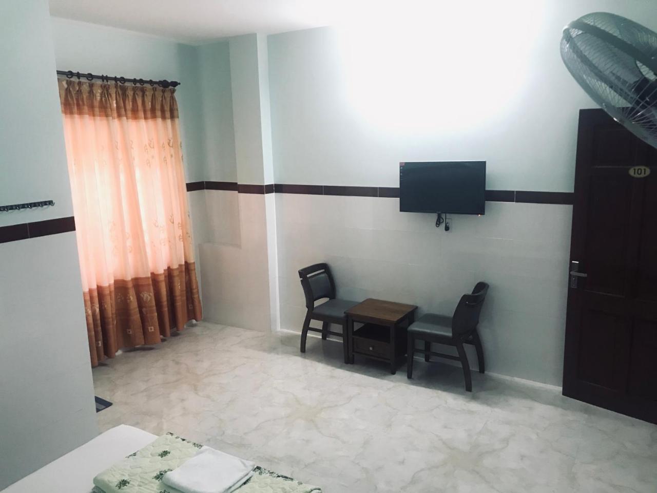 Hoang Minh 846 Hostel 头顿 外观 照片